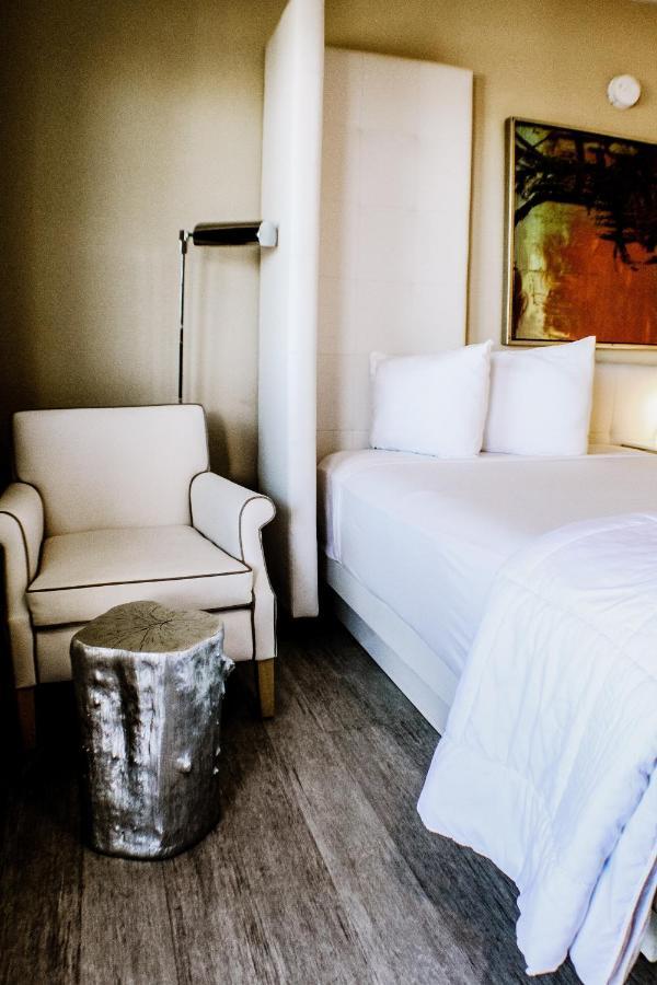Rosamond Devonshire Inn Motel מראה חיצוני תמונה