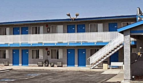 Rosamond Devonshire Inn Motel מראה חיצוני תמונה